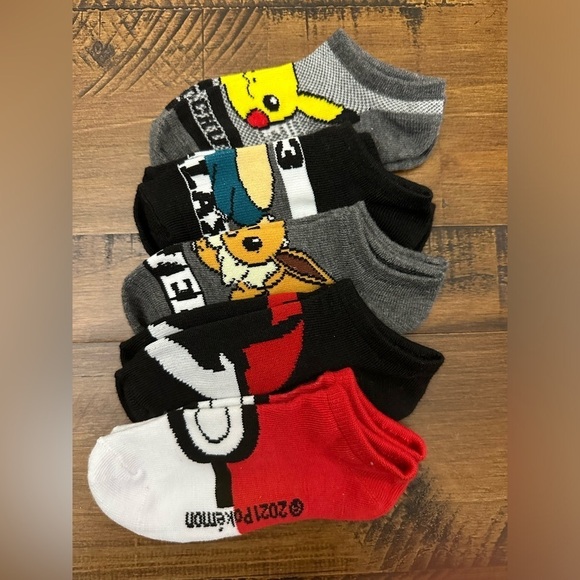 Pokémon socks. New not in package. Size small - Picture 1 of 1